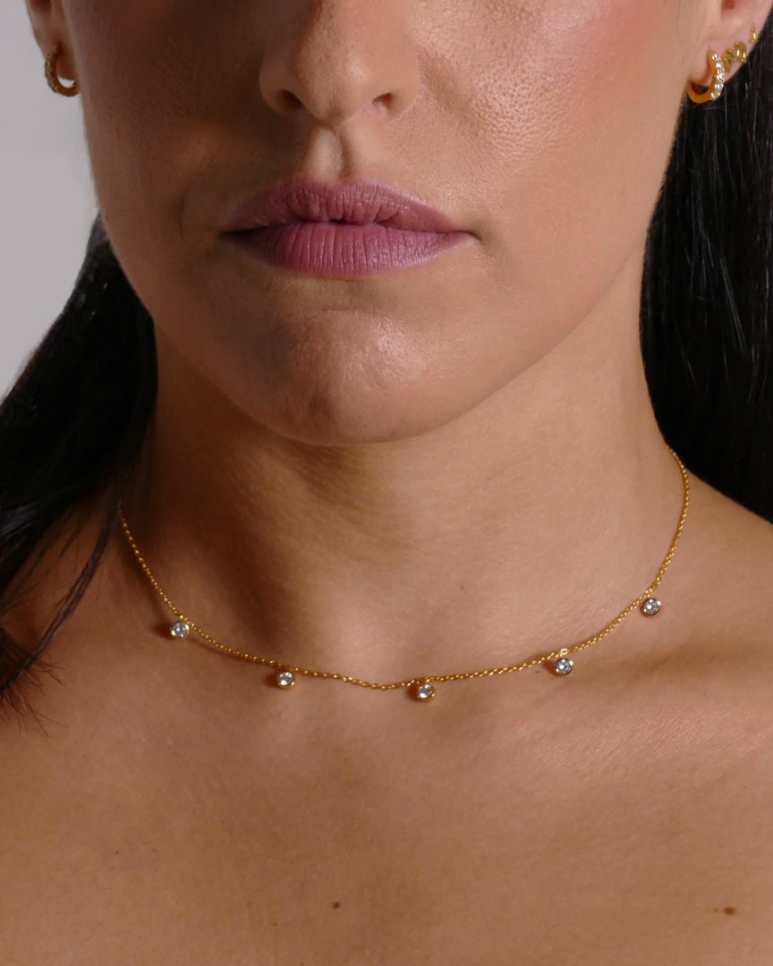 COLLAR HORTENSIA ORO - FRIA COMO NIEVE®-Collares